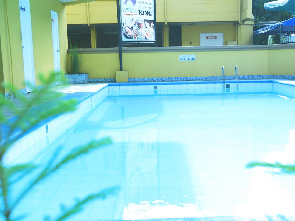Hotel La Corona De Lipa Lipa City Exterior foto